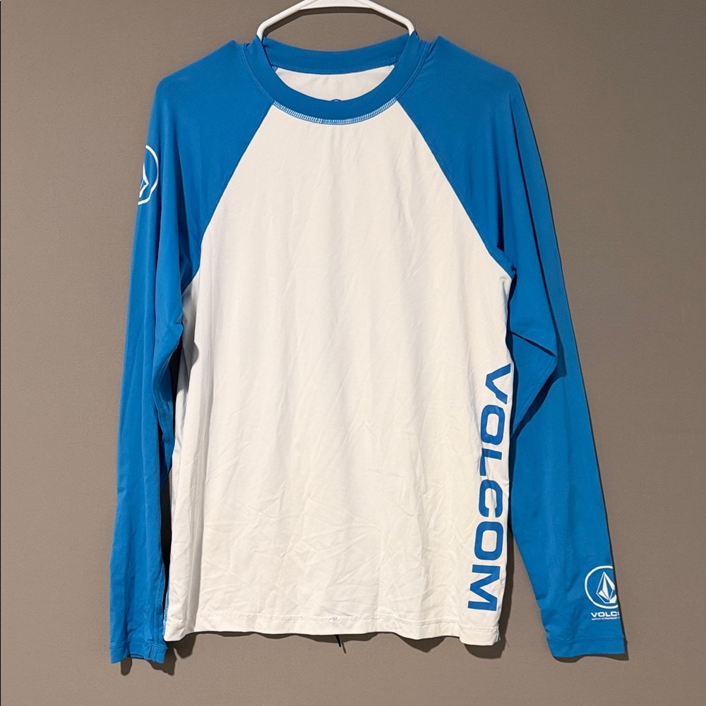 Volcom Long sleeve rash guard Blue and White Medium
